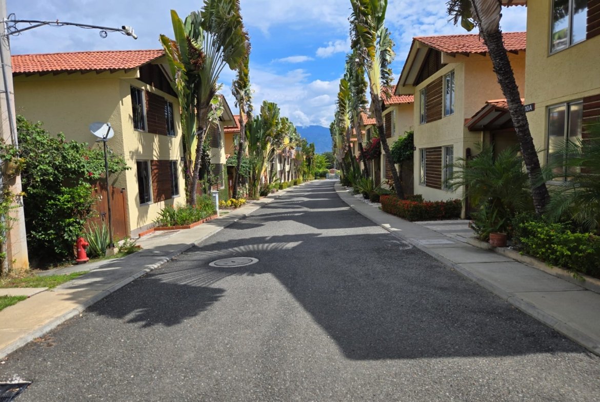 VENTA CASA SANTAFE DE ANTIOQUIA COD 1674418