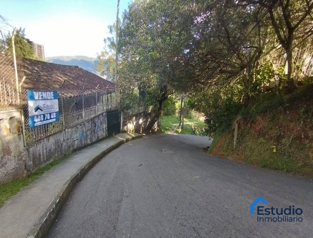 VENTA CASA LOTE MEDELLIN COD 1272586