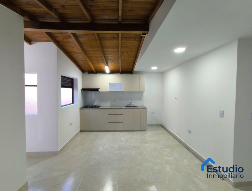 ARRIENDO MEDELLIN APARTAMENTO BOSTON COD 1670004