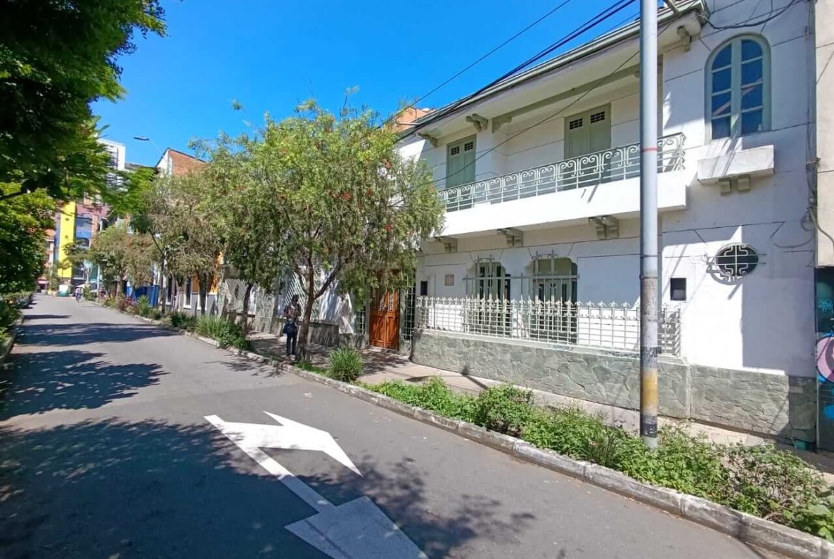 ARRIENDO MEDELLIN CASA COMERCIAL CENTRO COD 1641926