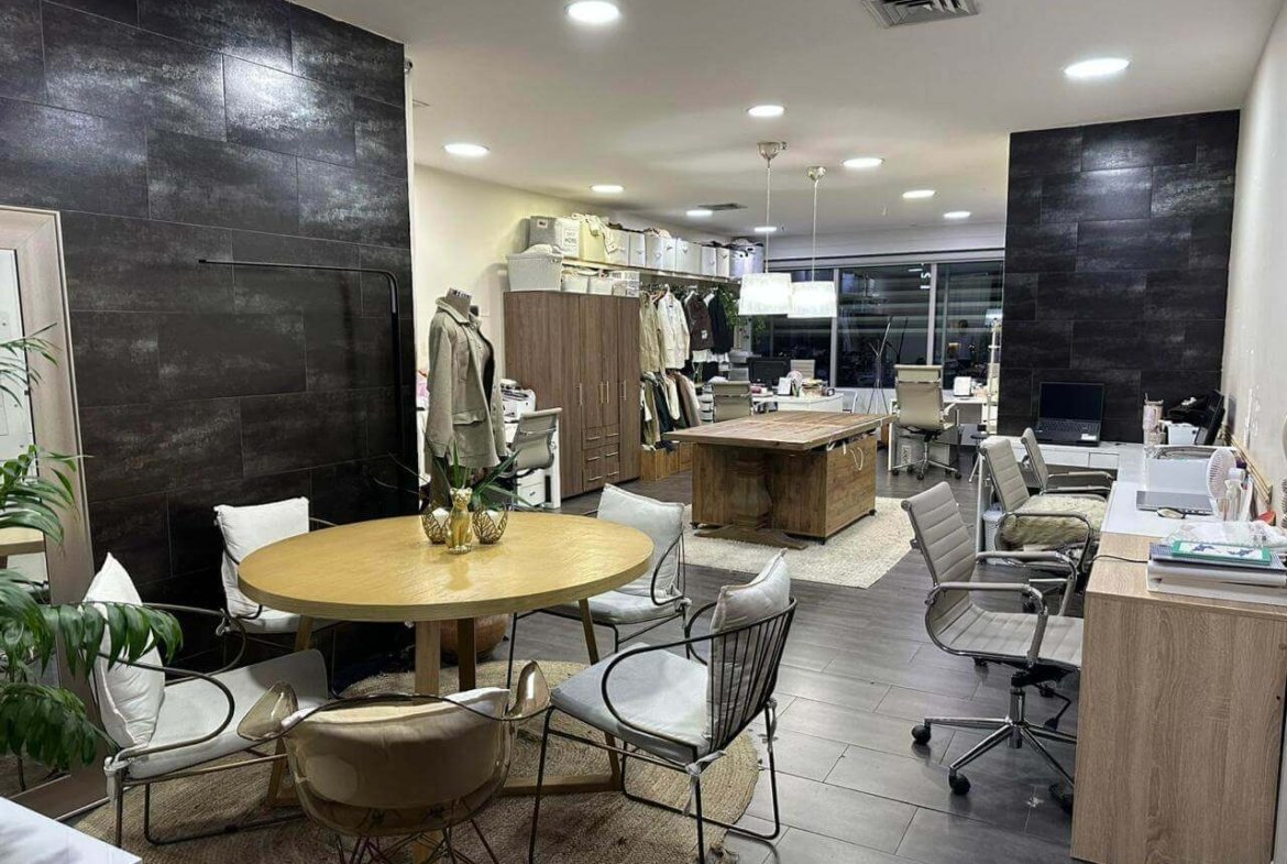 ARRIENDO MEDELLIN OFICINA POBLADO