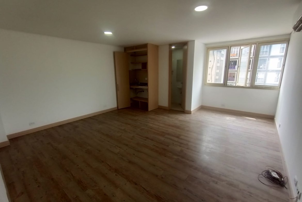 ARRIENDO MEDELLIN OFICINA CENTRO