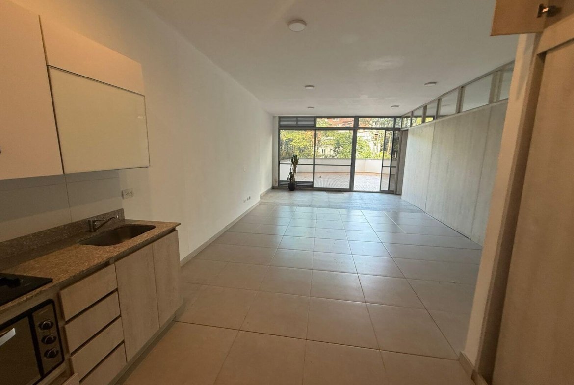 ARRIENDO MEDELLIN APARTAOFICINA LOMA DE LOS BERNAL COD 1663012