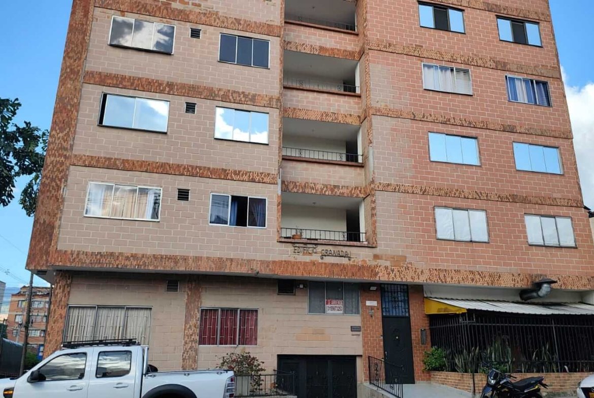 ARRIENDO MEDELLIN APARTAMENTO BELEN GRANADA COD 1670332