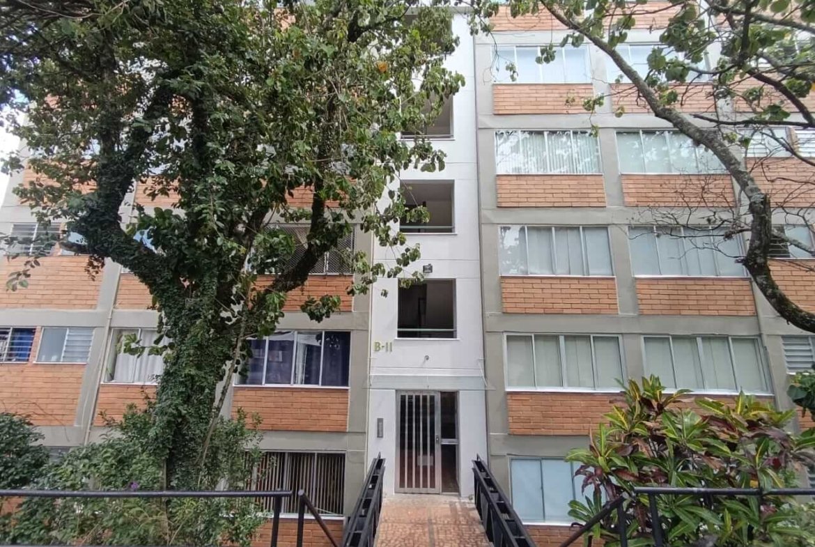 ARRIENDO MEDELLIN APARTAMENTO CALASANZ COD 1672478