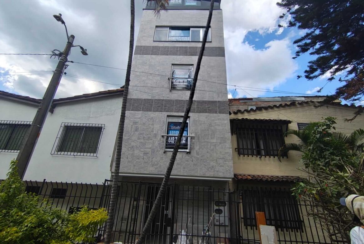 ARRIENDO MEDELLIN APARTAEDTUDIO BELEN COD 1672776