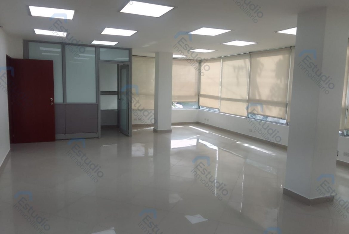ARRIENDO MEDELLIN OFICINA SURAMERICANA COD 1251811