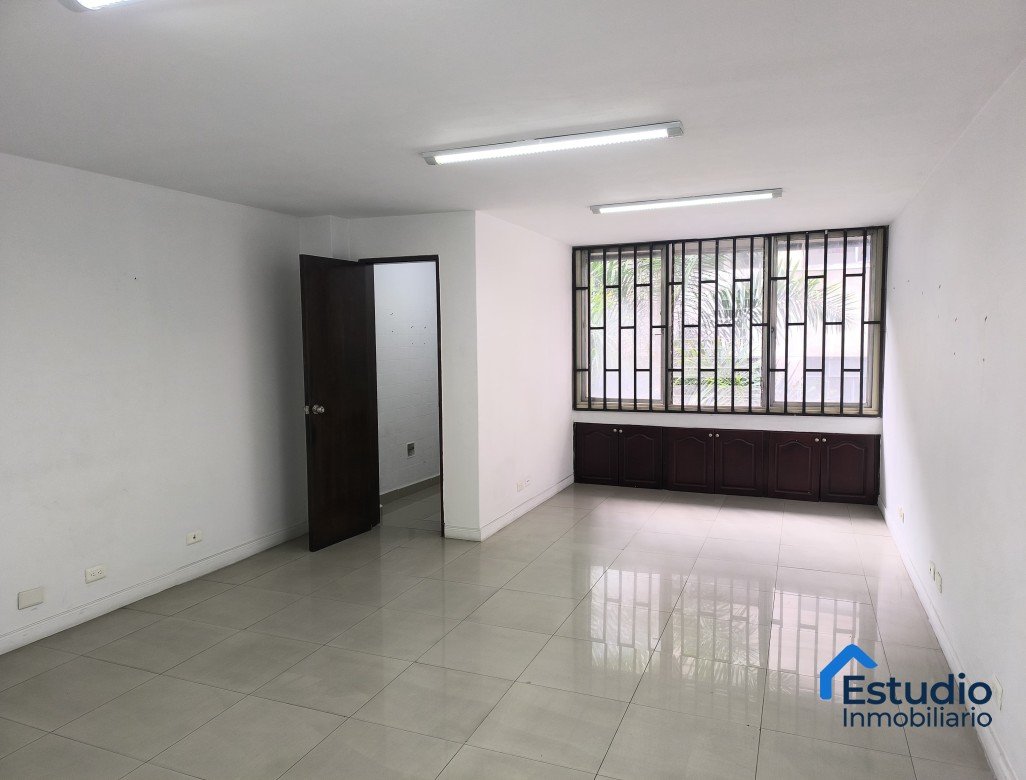 VENTA OFICINA MEDELLIN COD 1609433