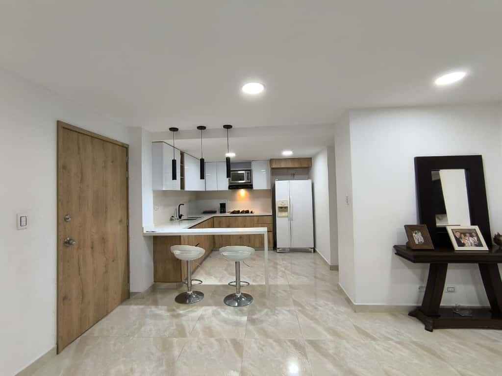 VENTA APARTAMENTO MEDELLIN COD 1679437