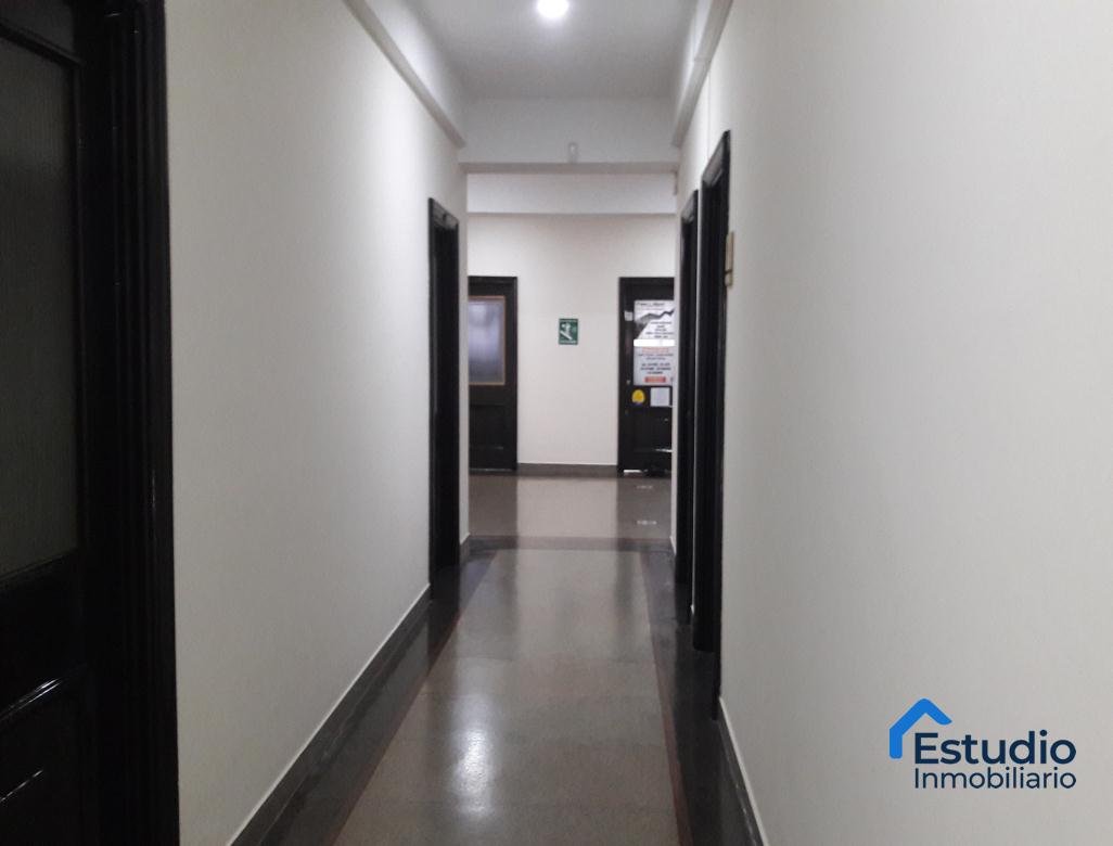 VENTA OFICINA MEDELIN COD 1650077