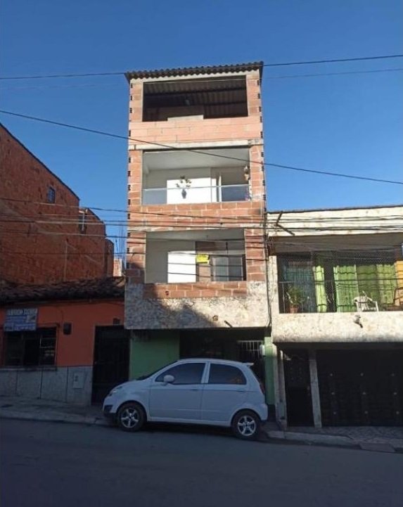 VENTA CASA BELLO COD 1353177