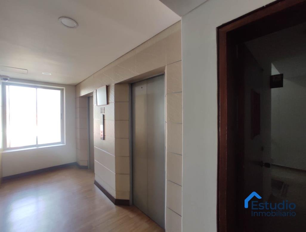 ARRIENDO MEDELLIN OFICINA COD 1510357