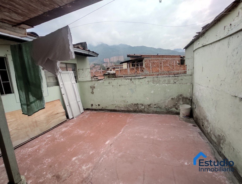 VENTA CASA BELLO COD 1611568