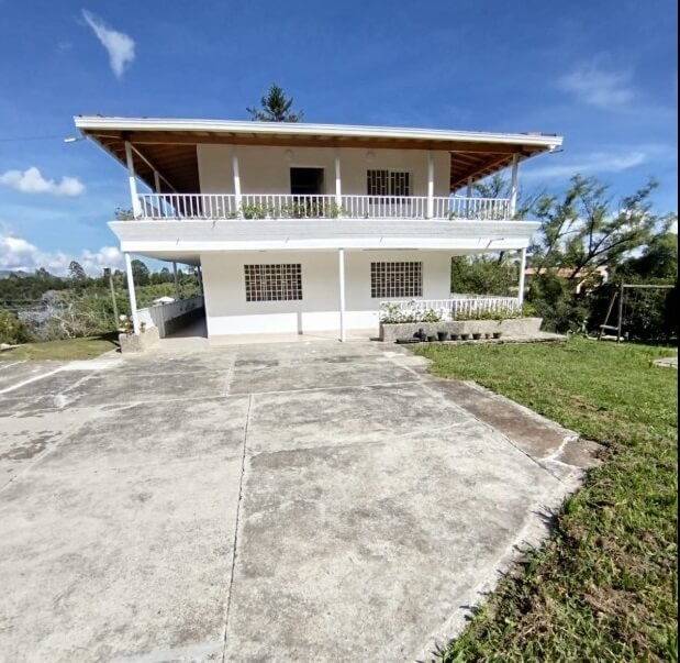 VENTA FINCA GUARNE COD 1630360