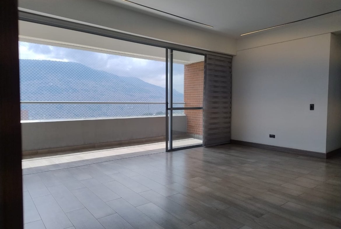ARRIENDO BELLO APARTAMENTO COD  1692002
