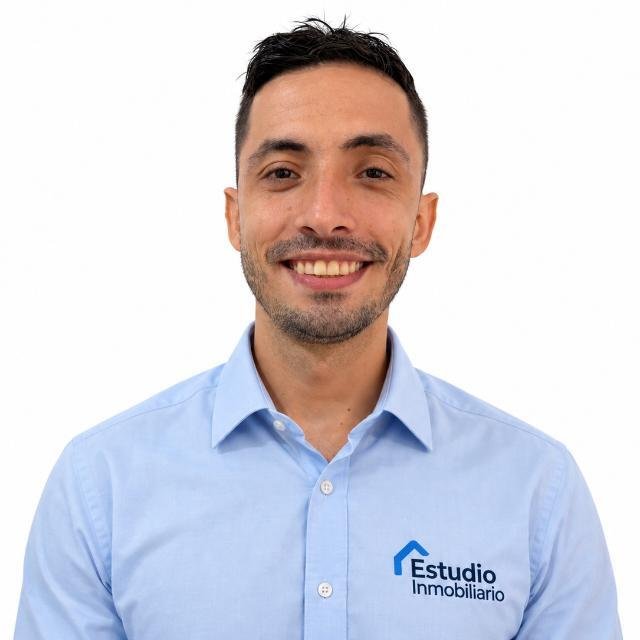 Profile photo of agent Joan Manuel Giraldo Corredor