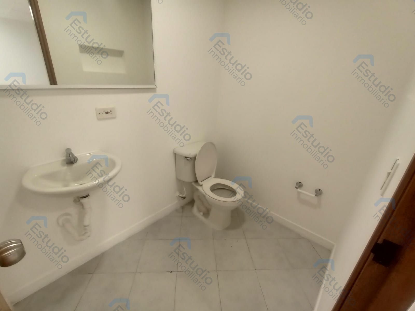 watermarked-img-1775770357439-12-13