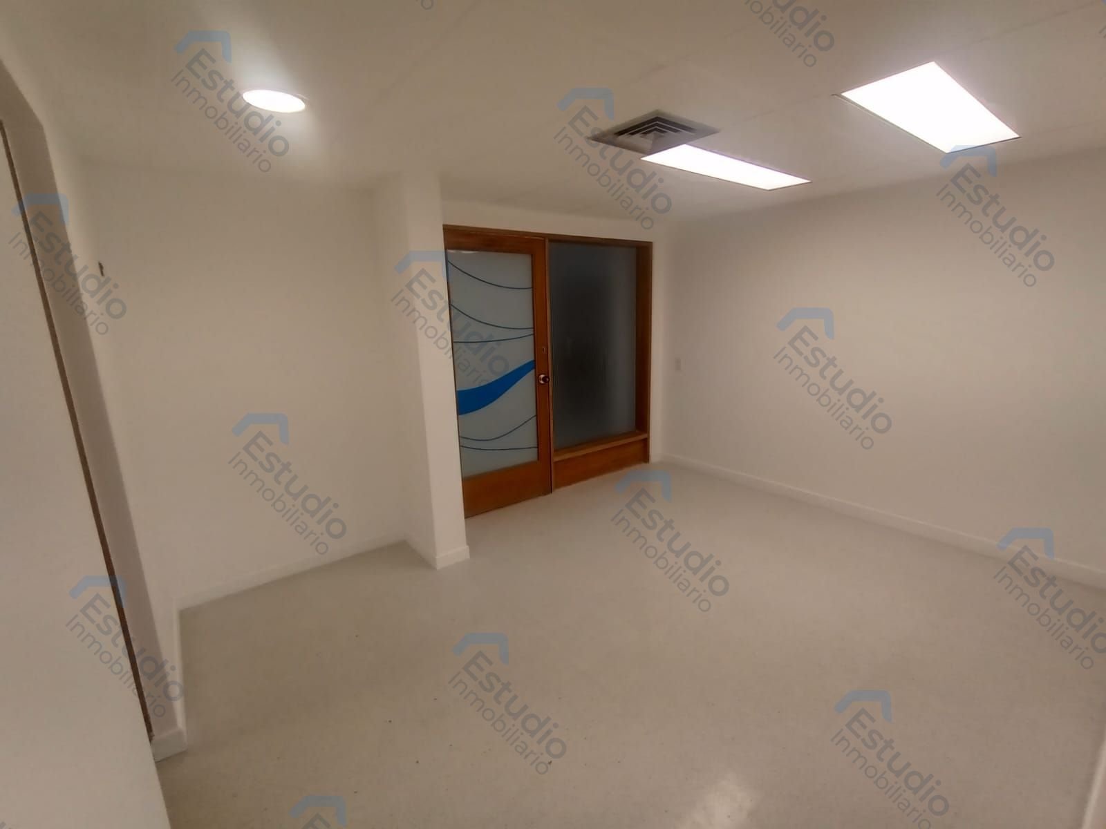watermarked-img-1775770357439-2-3