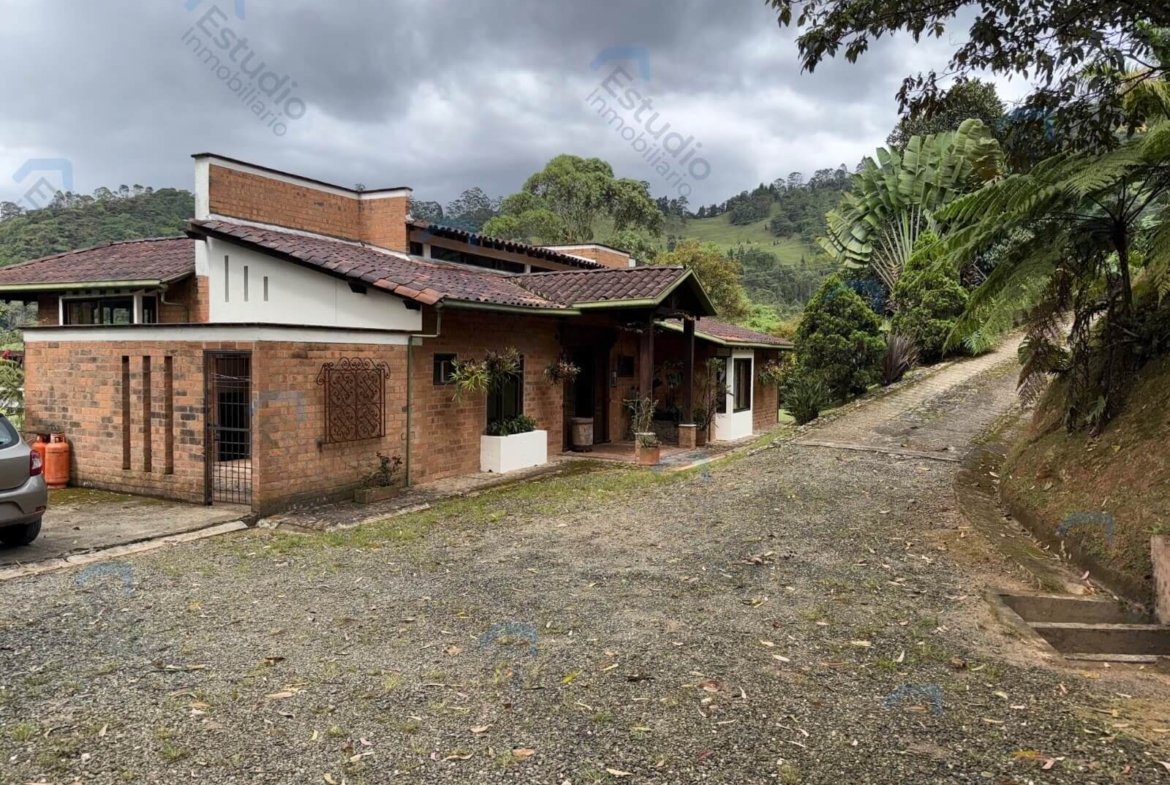 VENTA CASA CAMPESTRE LA ESTRELLA LA TABLAZA COD 1749955
