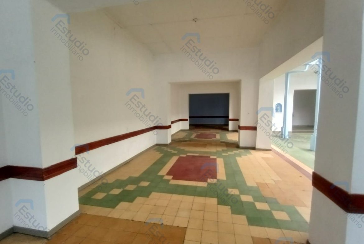 ARRIENDO MEDELLIN CASA COMERCIAL CENTRO COD 1753532