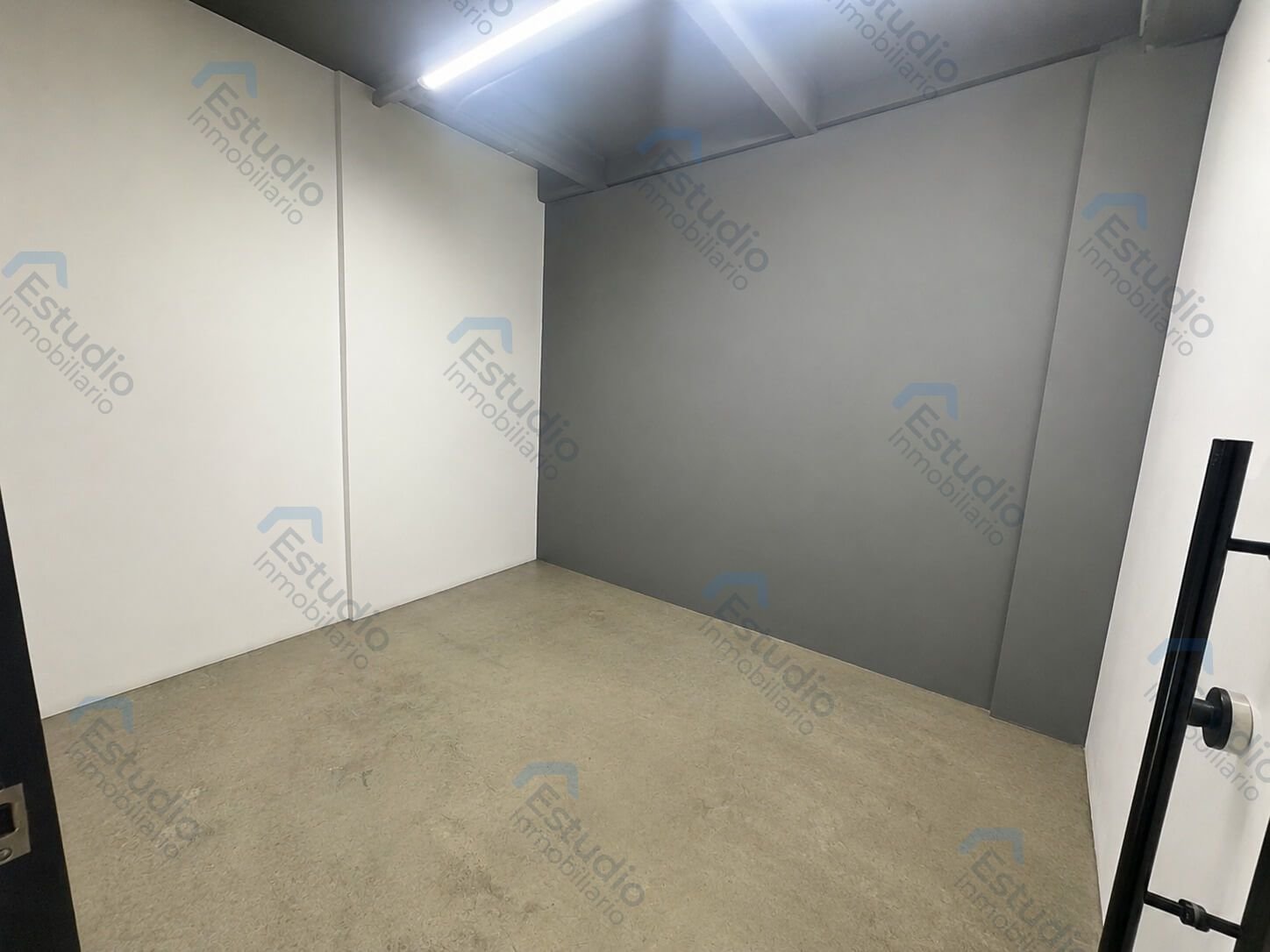 watermarked-img-1778511785898-12-13