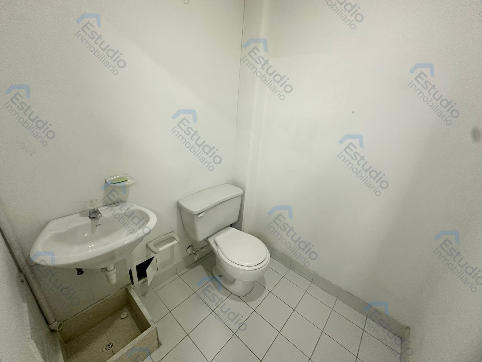 watermarked-img-1778533479127-12-13