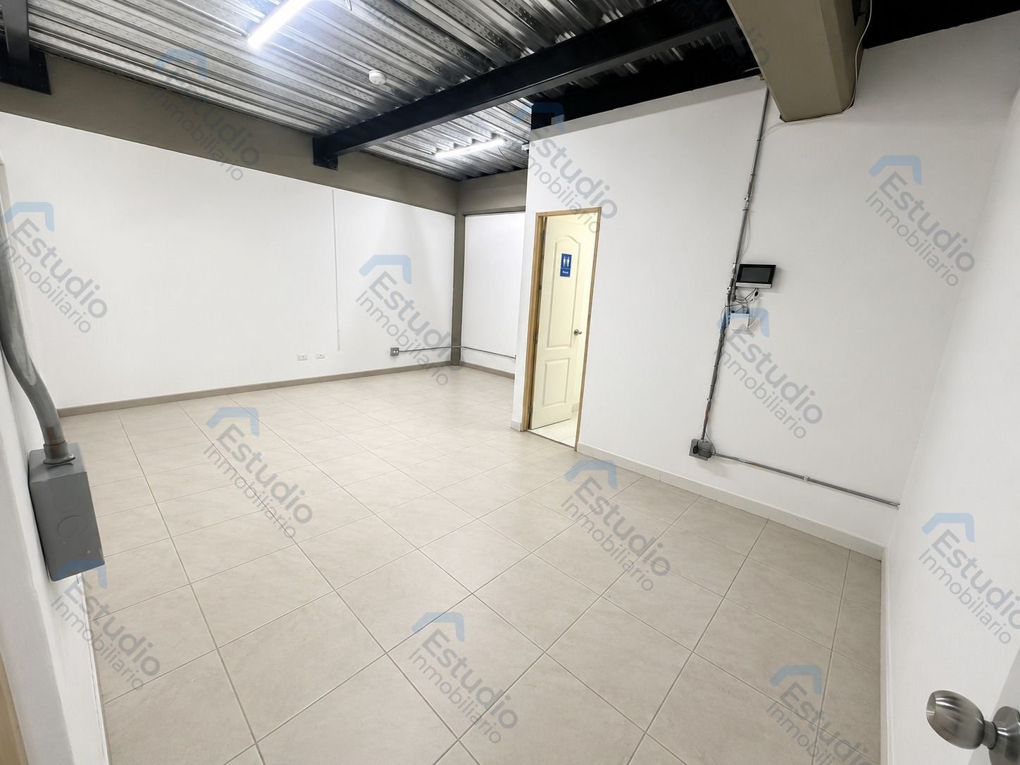 watermarked-img-1778533479127-4-5