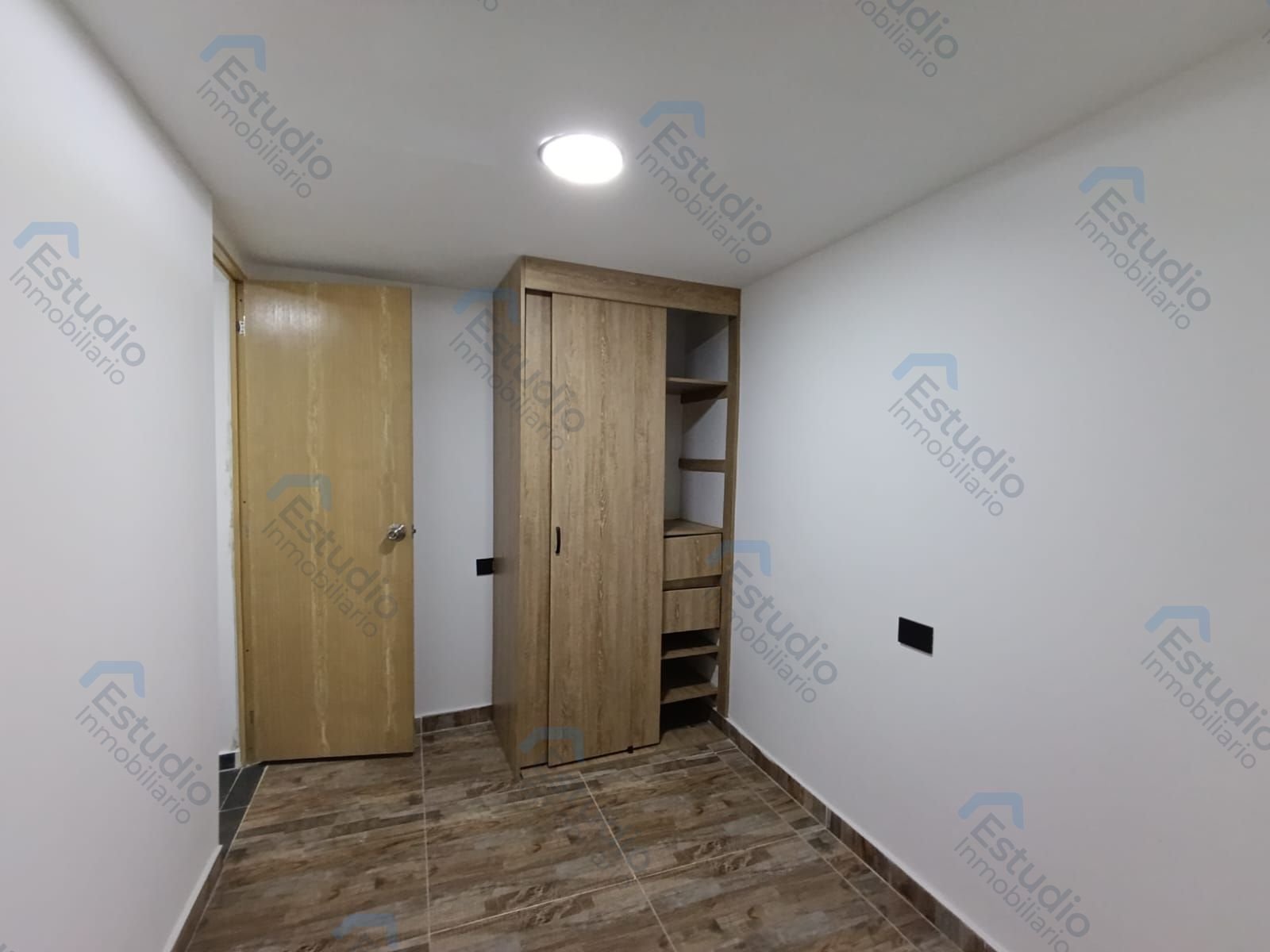 watermarked-img-1785169020907-3-4