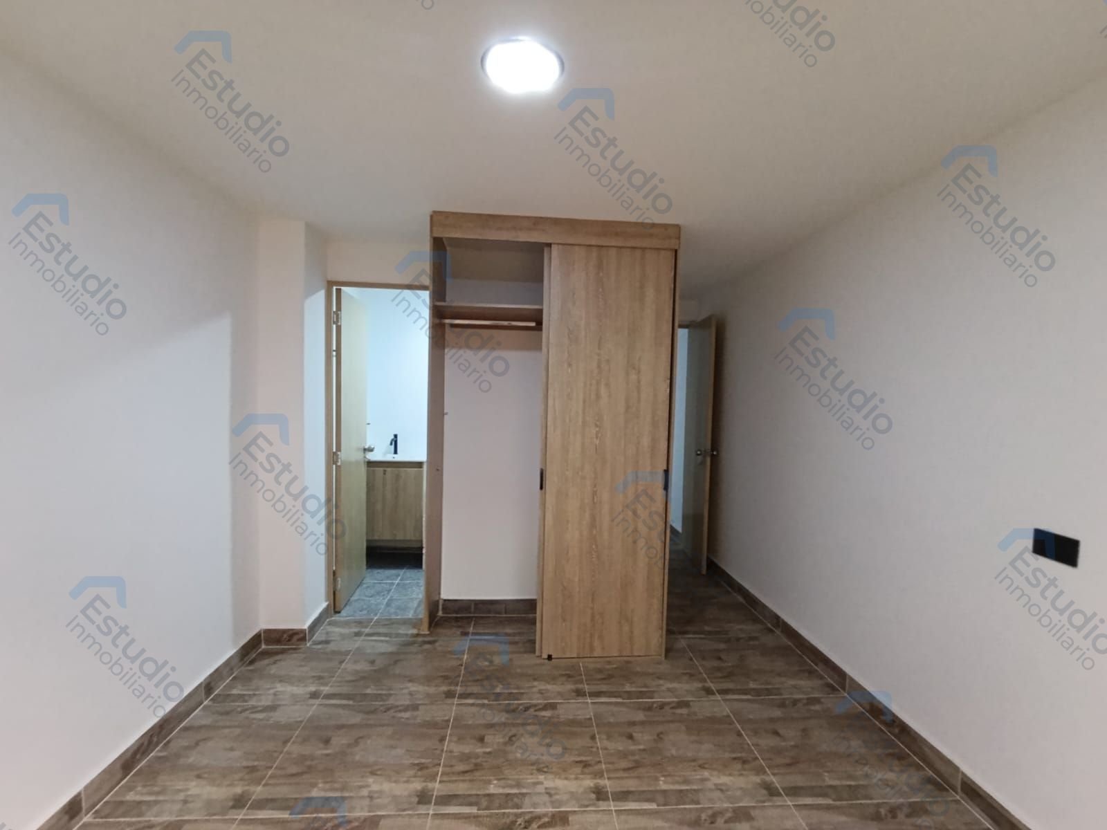 watermarked-img-1785169020907-4-5