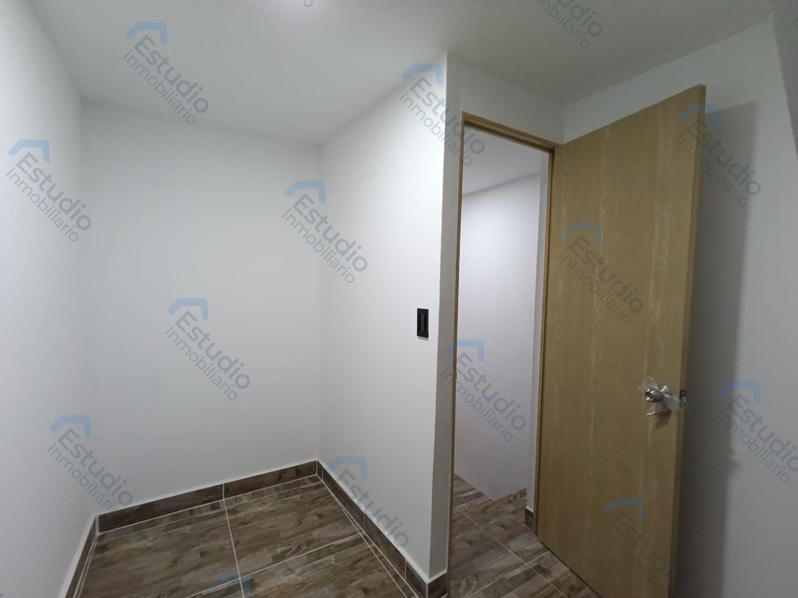 watermarked-img-1785169020907-5-6