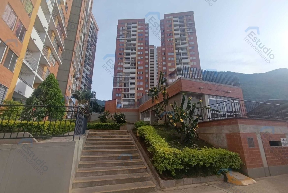 VENTA APARTAMENTO BELLO VILLAS DEL SOL COD 1782730
