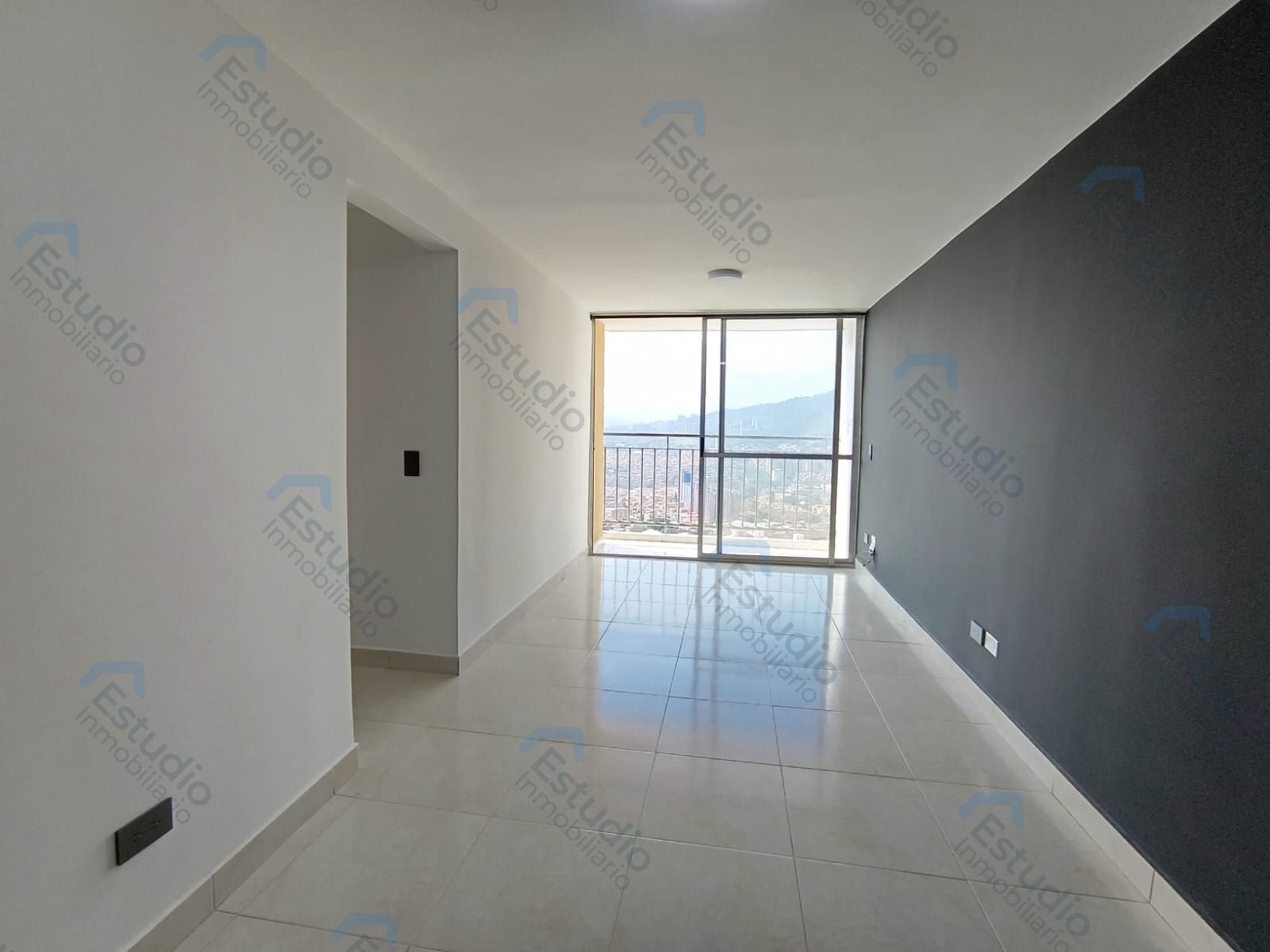 watermarked-img-1784647250299-0-1