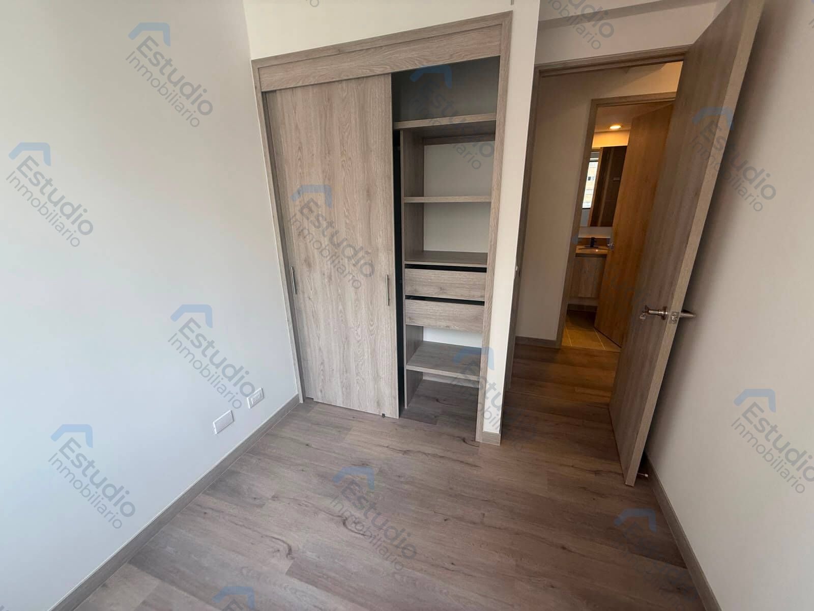 watermarked-img-1784743637658-10-11