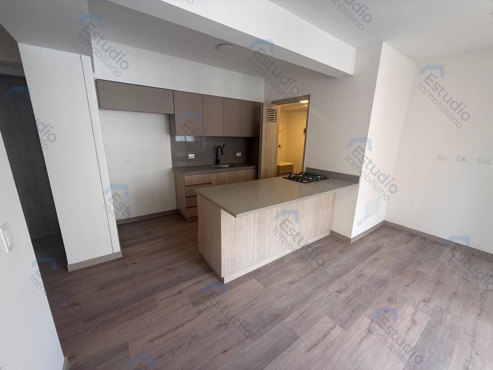 watermarked-img-1784743637658-2-3