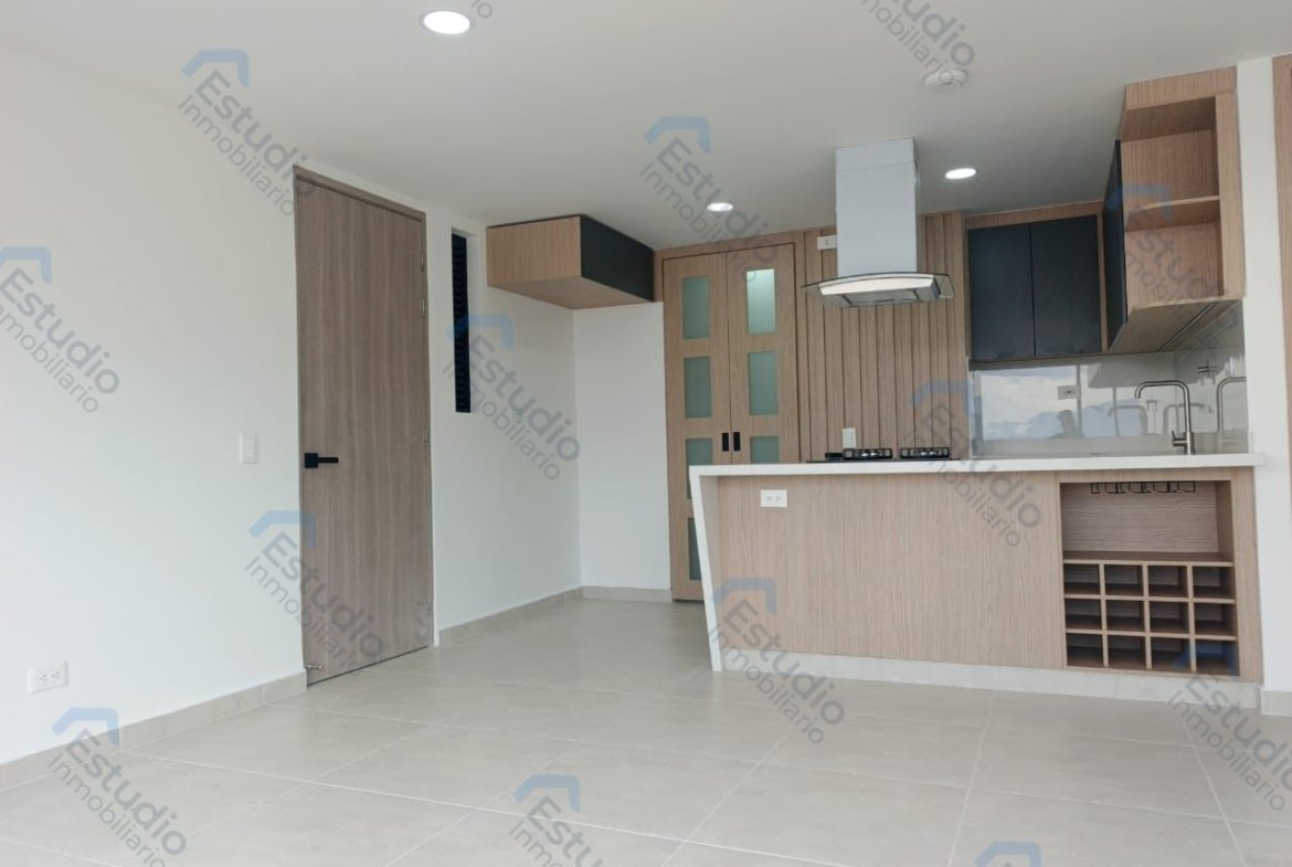 ARRIENDO BELLO APARTAMENTO MANCHESTER COD 1787274