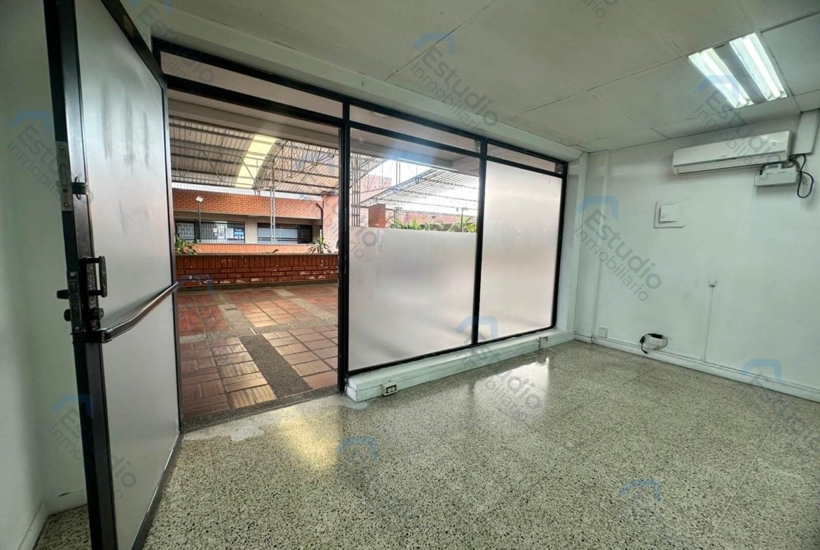 ARRIENDO MEDELLIN OFICINA COD 1787980
