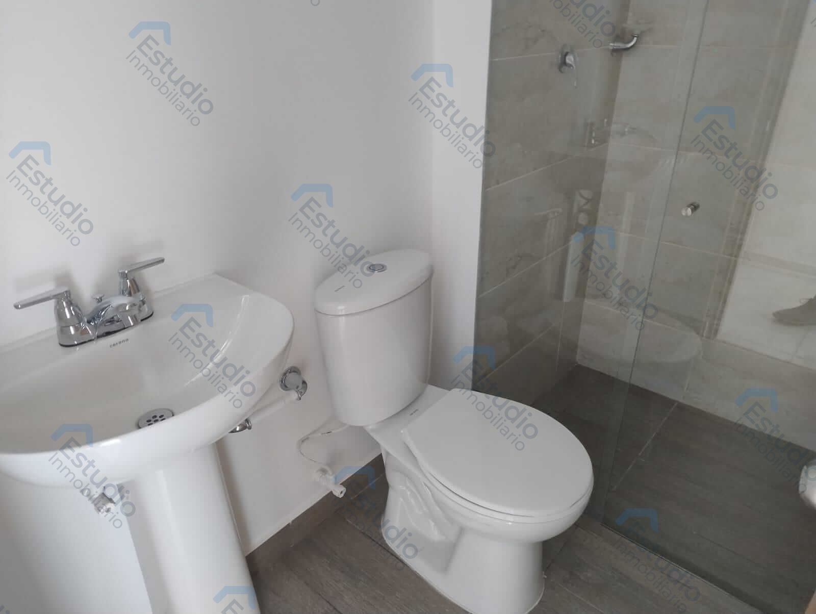 watermarked-img-1777427350362-11-12