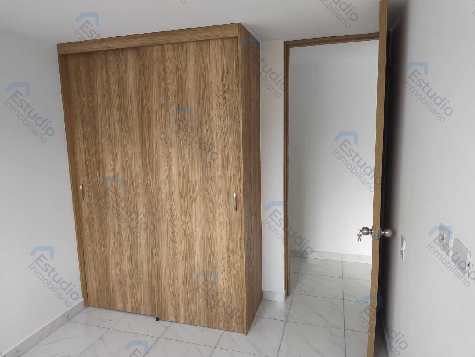 watermarked-img-1777427350362-9-10