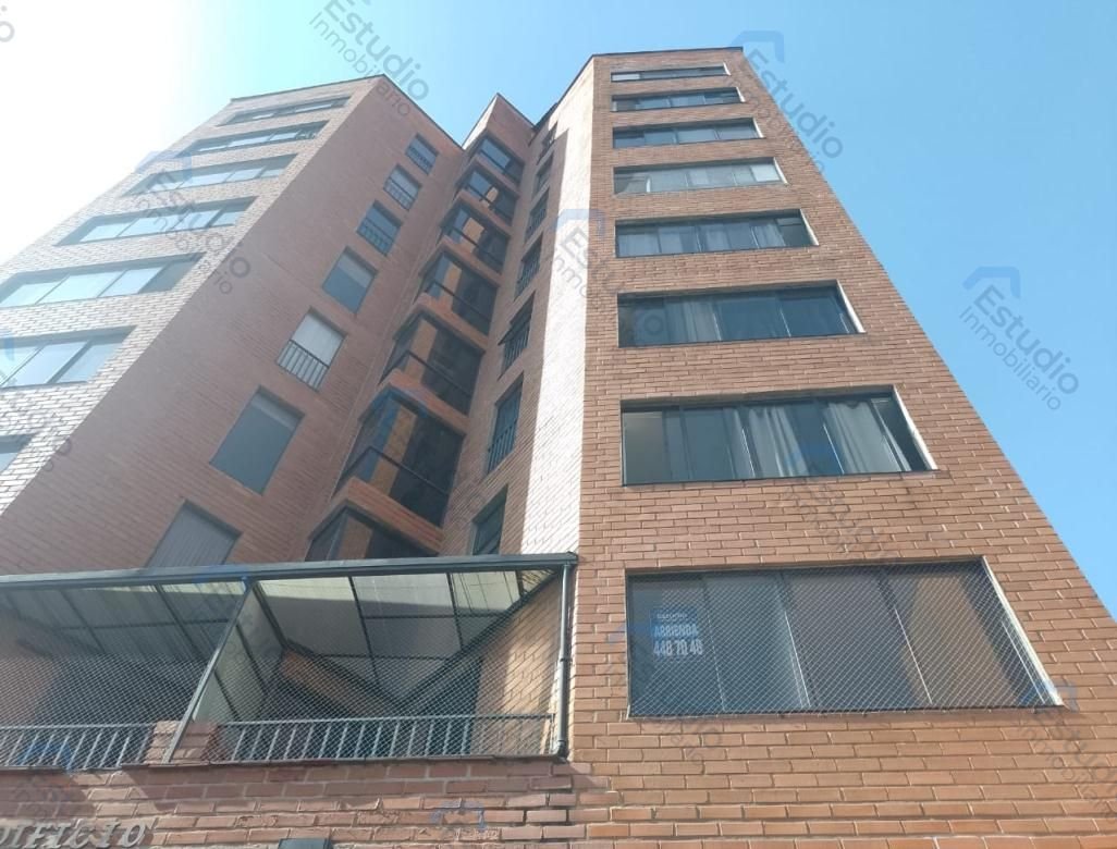 VENTA APARTAESTUDIO MEDELLIN LAURELES COD 1790350 