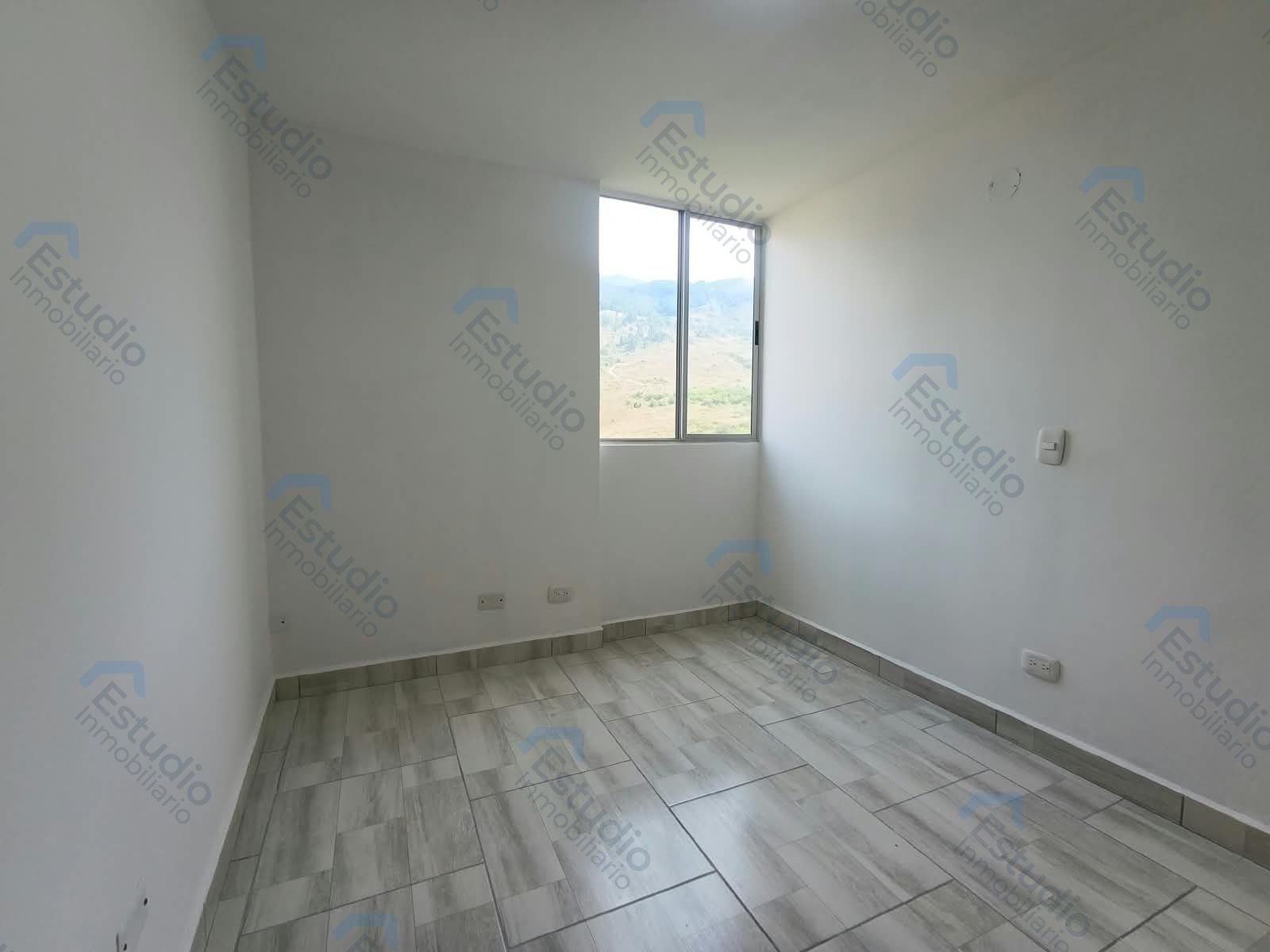 watermarked-img-1787060779340-7-8