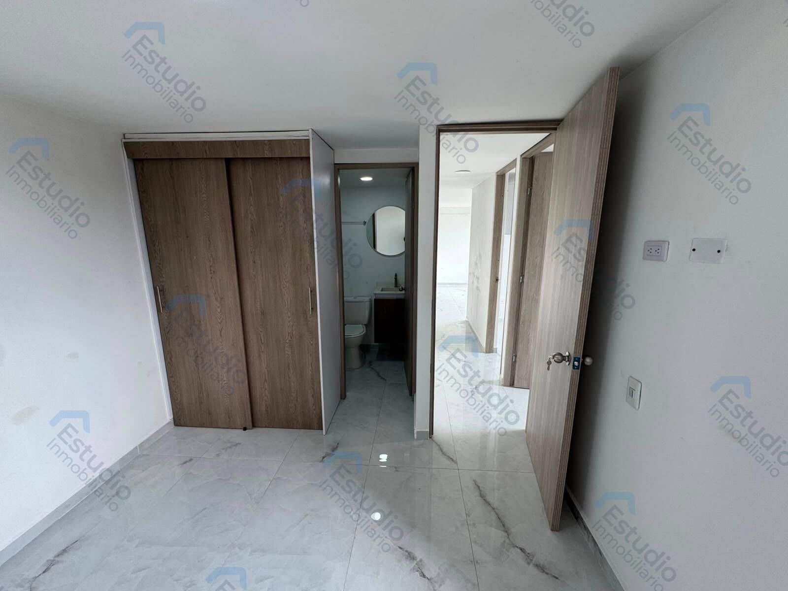 watermarked-img-1787075699554-5-6