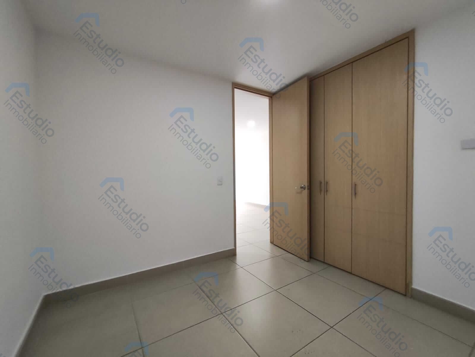 watermarked-img-1788184323733-10-11