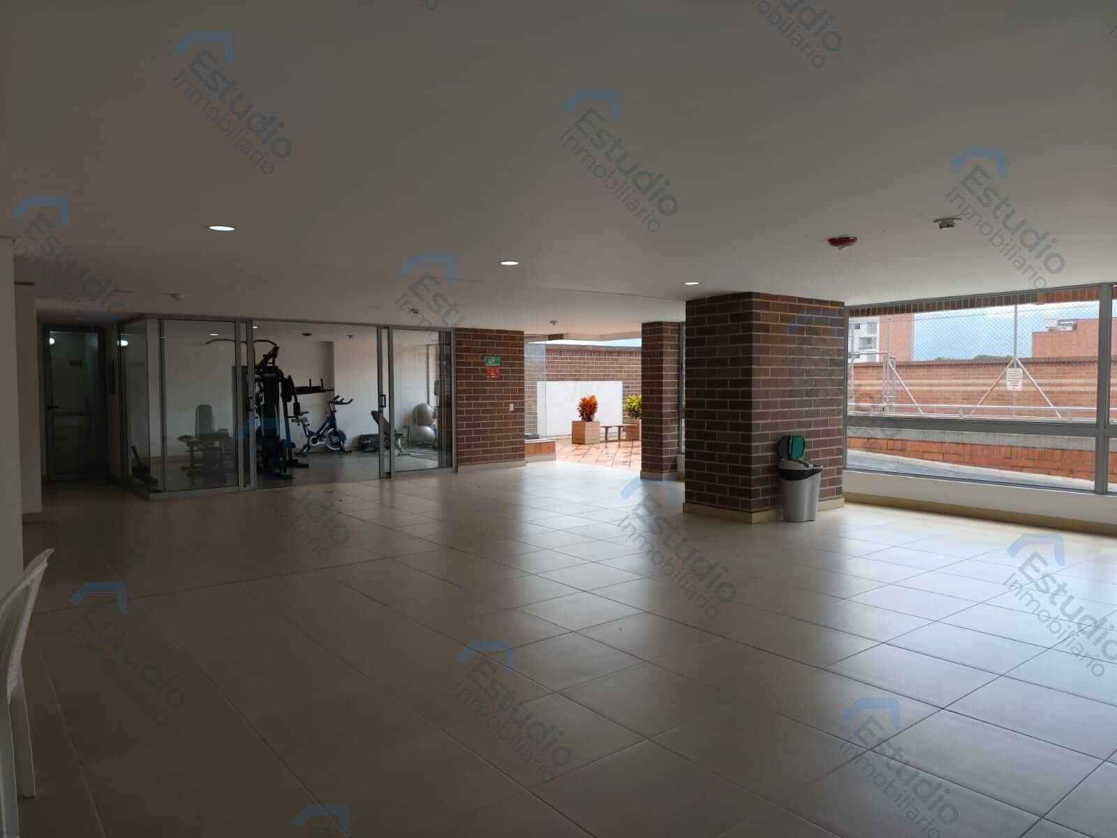 watermarked-img-1788184323733-17-18