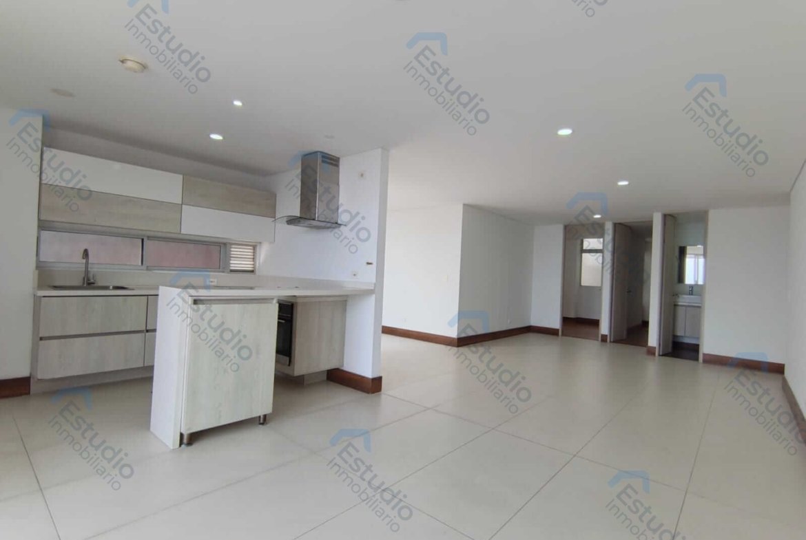 ARRIENDO SABANETA APARTAMENTO LAS LOMITAS COD 1797104
