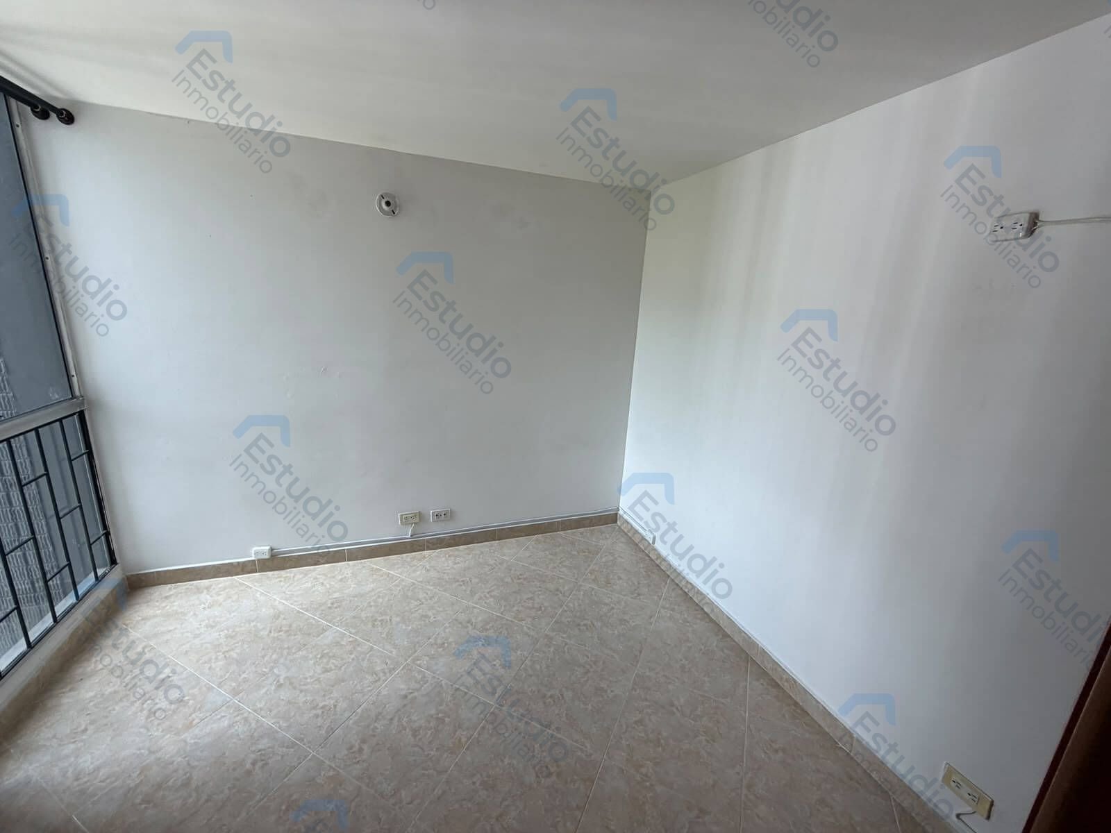 watermarked-img-1788967823016-3-4