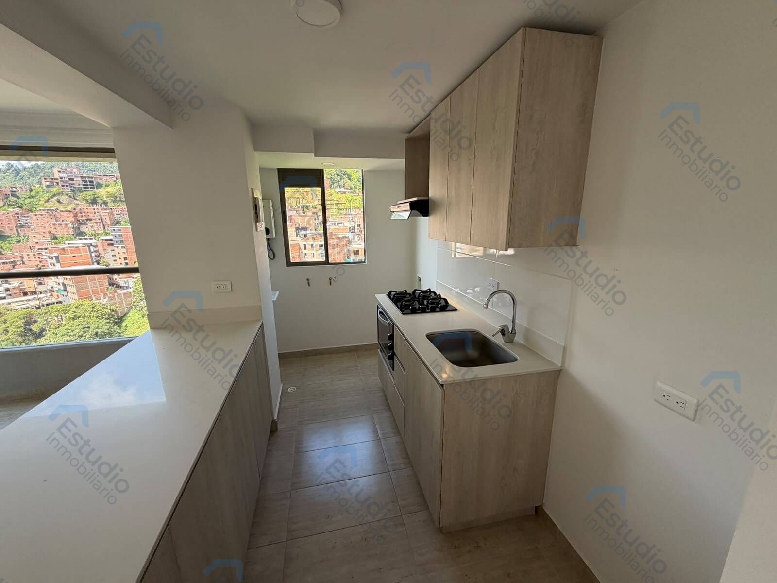 watermarked-img-1789229151232-2-3