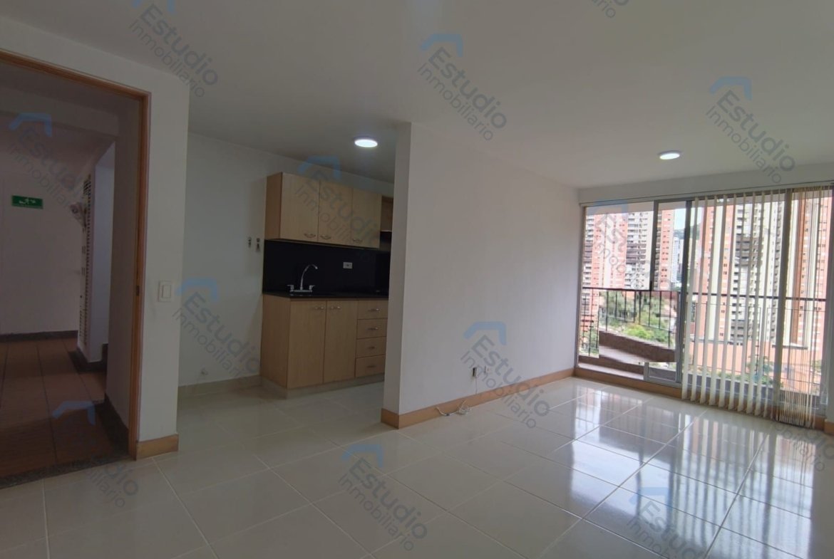ARRIENDO SABANETA APARTAMENTO TRES ESQUINAS COD 1803602