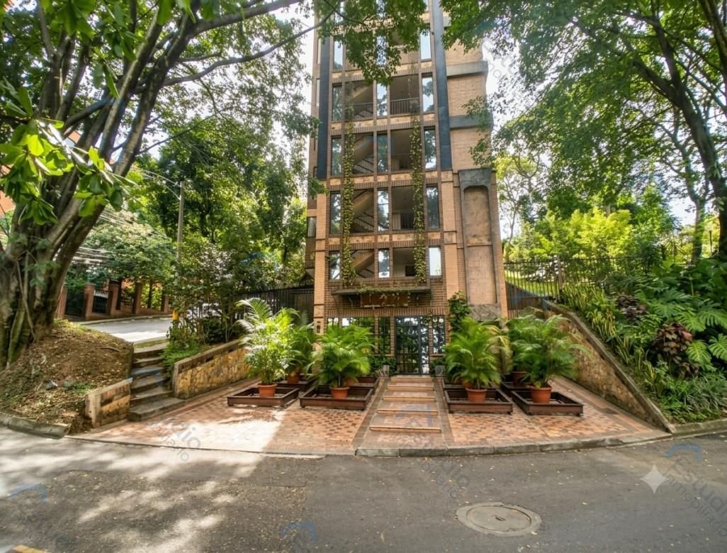ARRIENDO MEDELLIN APARTAESTUDIO LOMA DE SAN JULIAN COD 1804017