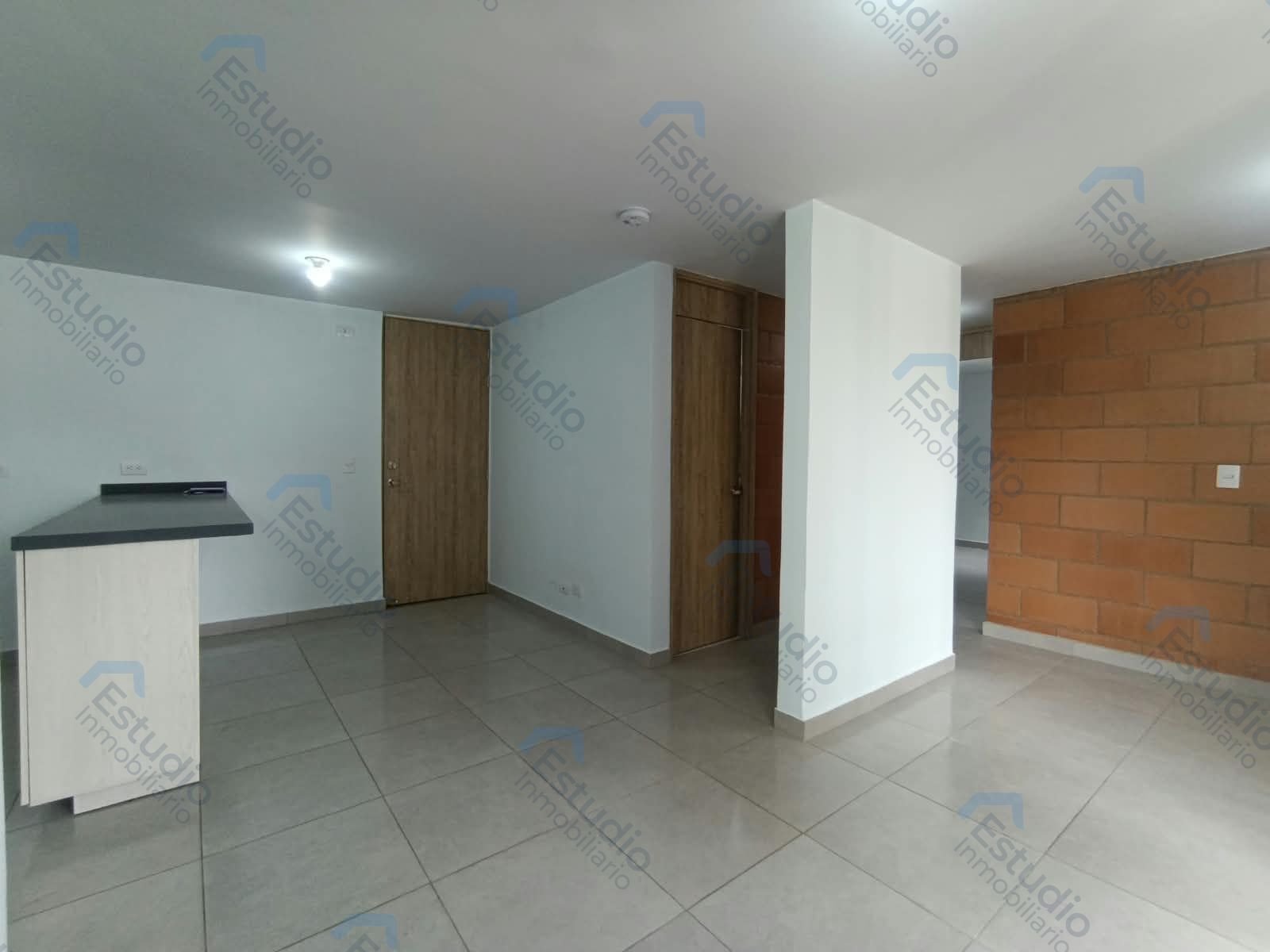 watermarked-img-1790173249068-5-6