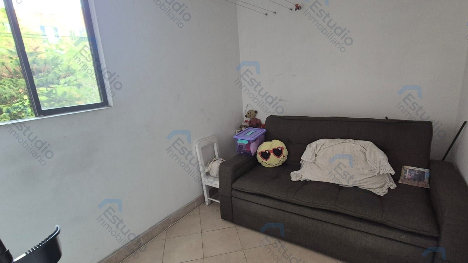 watermarked-img-1790180772384-5-6